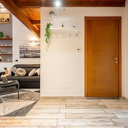 Apartment 90m2 - Downtown - 6 Guest - Mole Antonelliana Turin